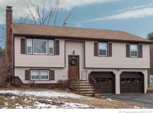 91 Lake Garda Dr, Unionville, CT 06085