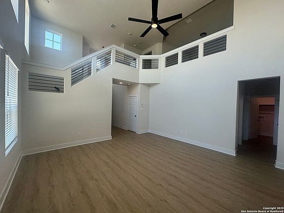 3rd image of 133 Bailey Bluff