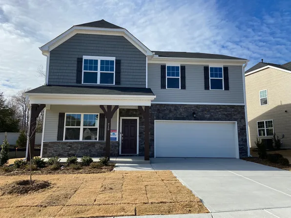 210 Loxton St, Fuquay Varina, NC 27526
