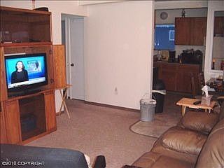 2nd image of 723 Hollywood Dr