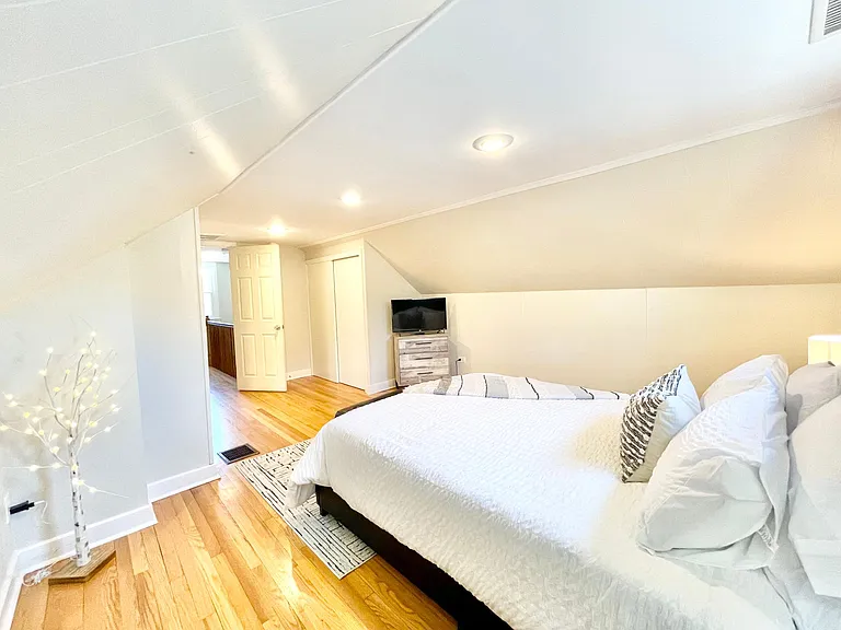 1325 Willow Dr — Photo 30