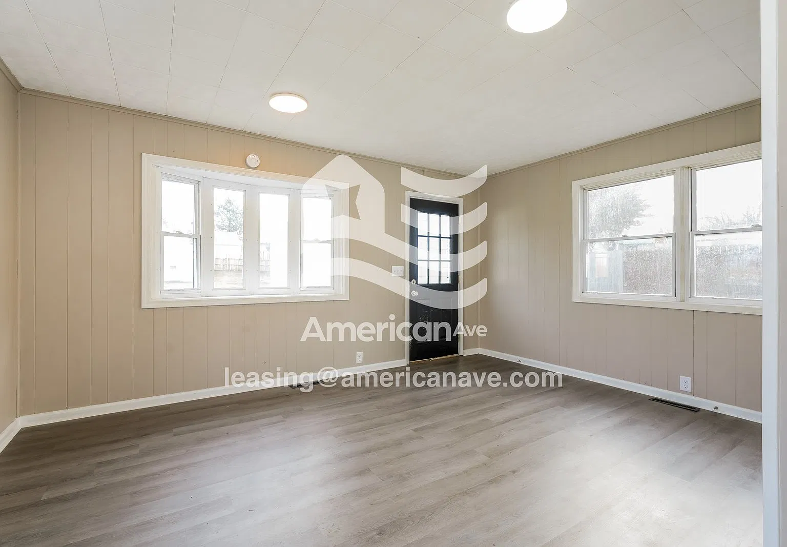 3 bed, 1.0 bath, 1328 sqft, $1,397 — Photo 3