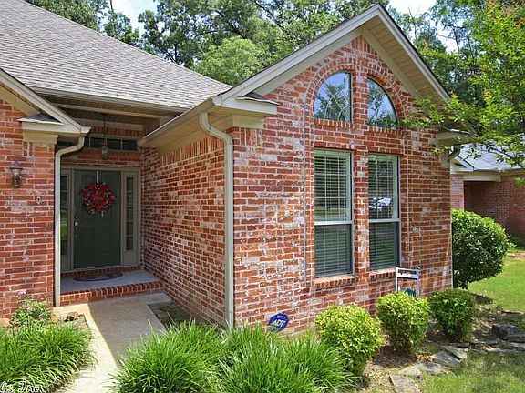 2nd image of 20 Garden Oaks Dr