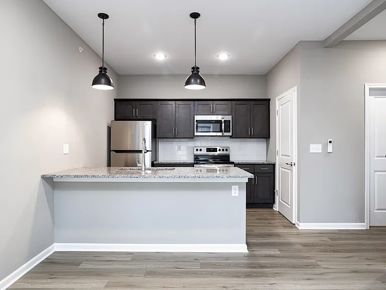 1073 Grant St #17 — Photo 3