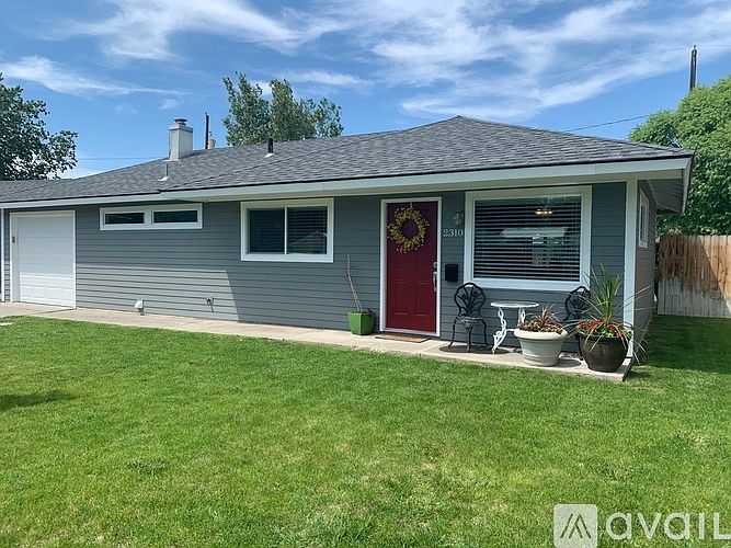 1st image of 2310 Boise St