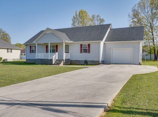 413 W Doak Rd, Manchester, TN 37355