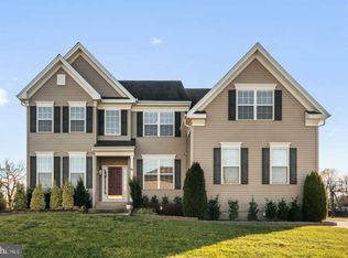 18 Woodfield Dr, Logan Township, NJ 08085