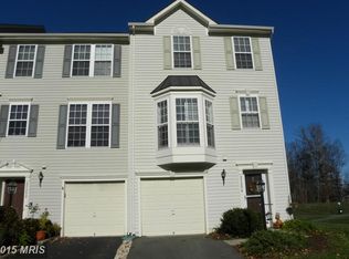 25294 Gothic Sq, Chantilly, VA 20152