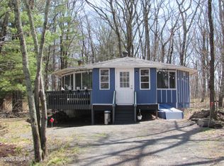 127 Long Ridge Dr, Blooming Grove, PA
