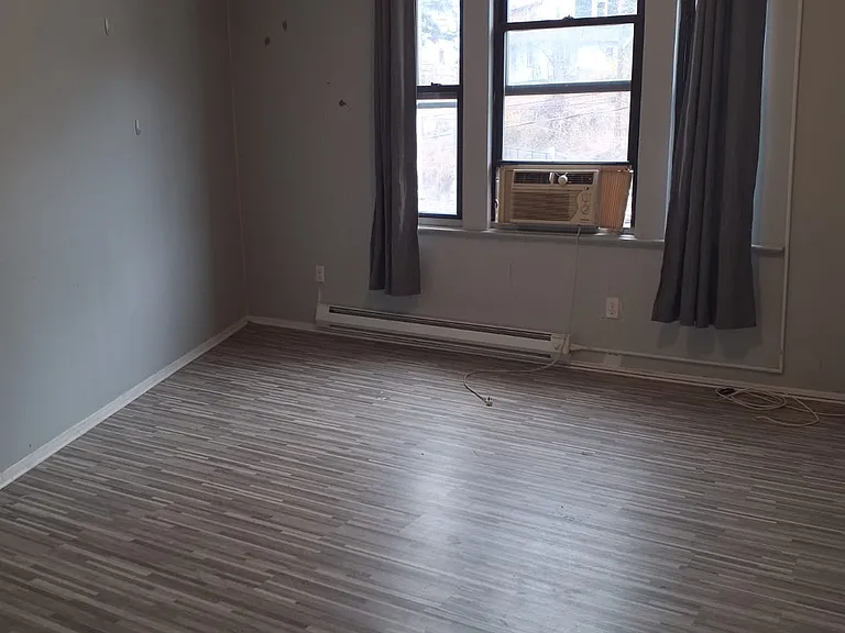85 Bruce Ave #2S — Photo 9