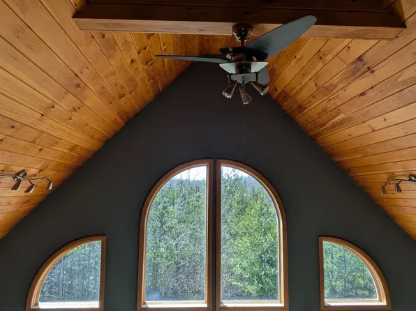 103 Onagon Lake Rd, Grand Marais, MN 55604