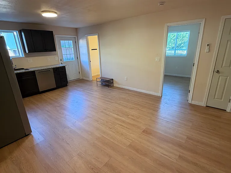 190 E 4380 N — Photo 19