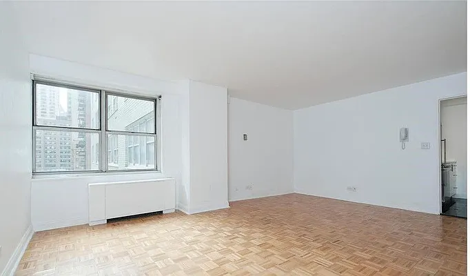 Rented by Owner | media 9