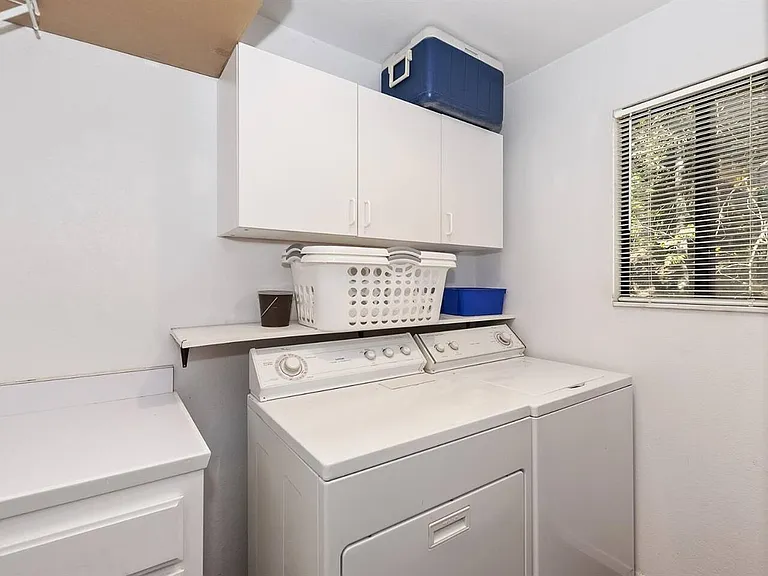 968 Burnt Mill Rd — Photo 24