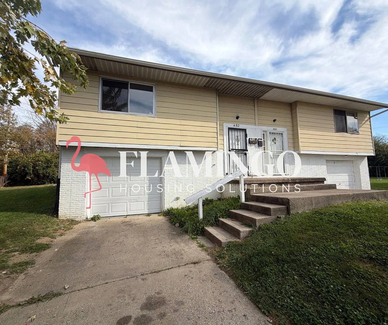 450 Bernard Court — Photo 1