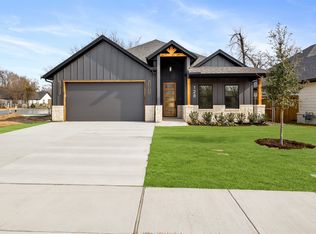 128 Cottonwood St, Fort Worth, TX 76111