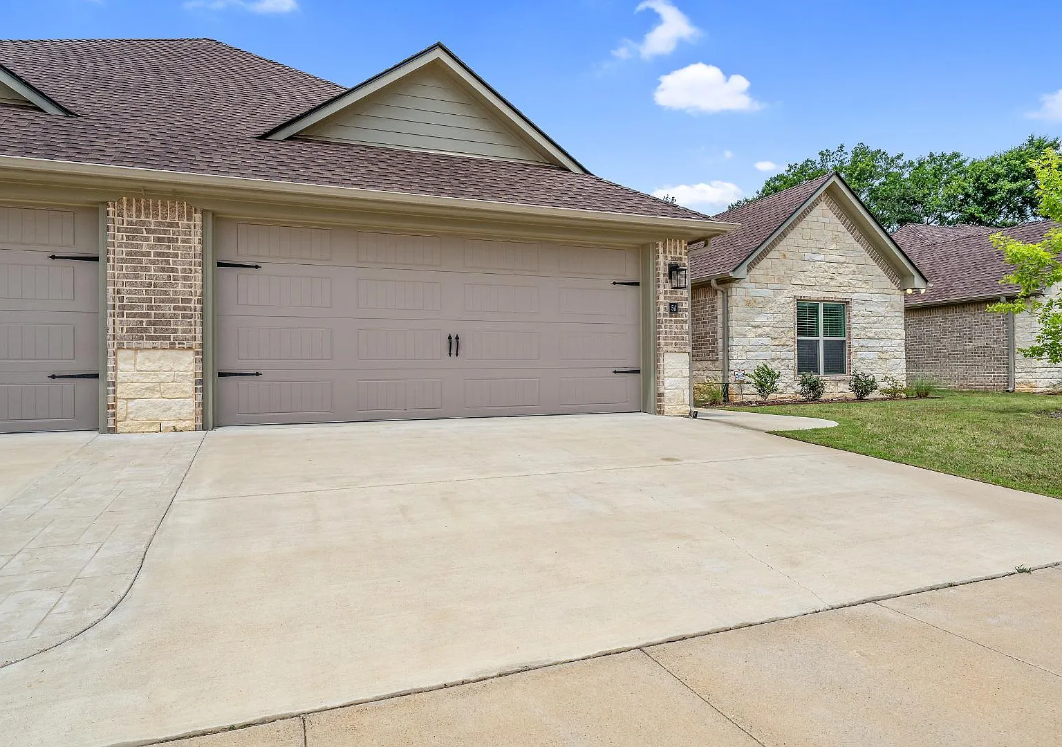 501 Kidd Drive - 8B — Photo 1