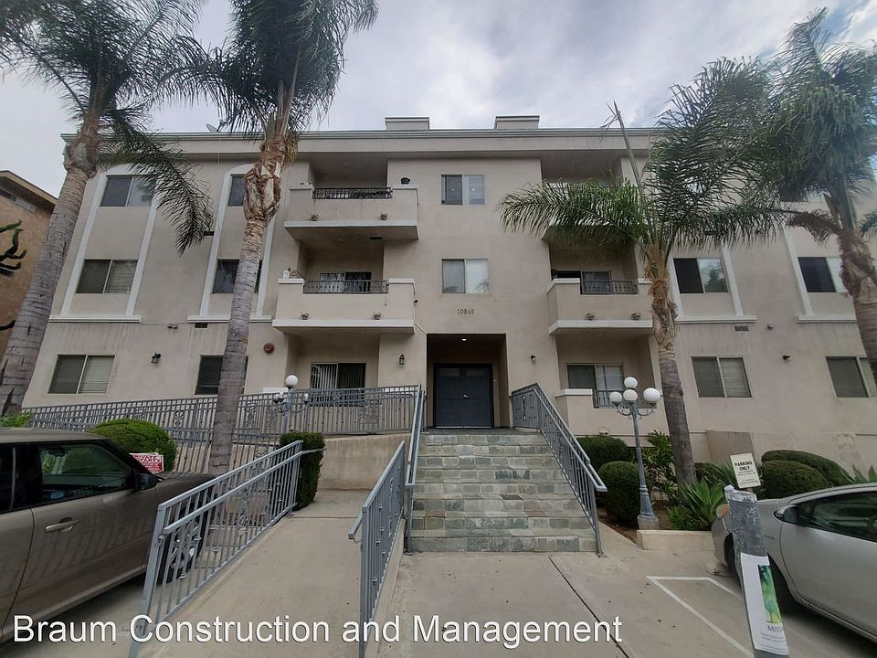 1st image of 10849 Fruitland Dr #108
