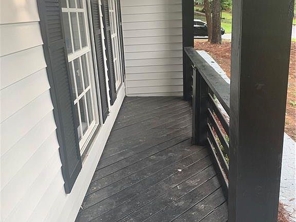 5th image of 375 Ivy Mill Ct