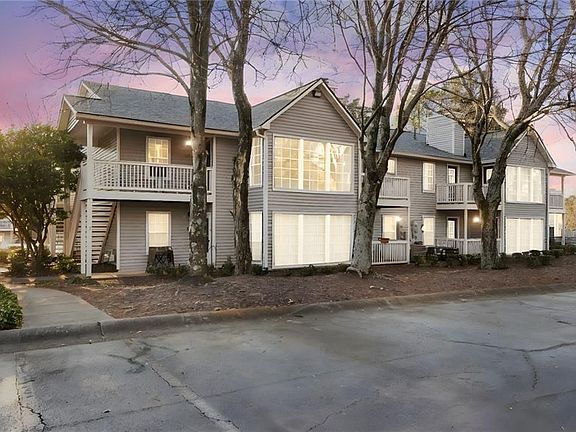 2nd image of 707 Olde Mill Ln