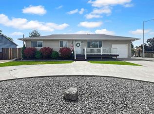 805 Catskill St, Richland, WA 99354