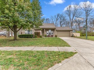 1542 Stoneybrook Grove Ln, Greenwood, IN
