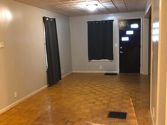 4th image of 1340 Anderson Pl NW
