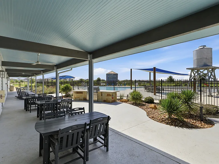 7427 Silos Trl — Photo 15