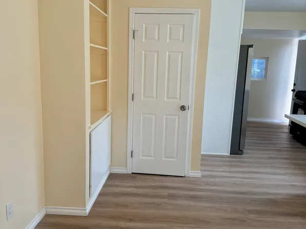 (undisclosed Address), Los Angeles, CA 90011