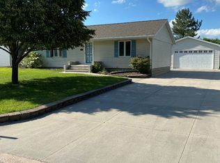 514 E Kildare Dr, Oneill, NE 68763