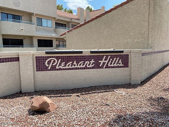 3rd image of 840 N Sloan Ln APT 102