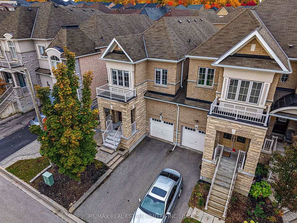 1st image of 8 Bristlewood Cres