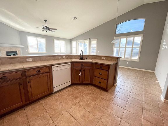 5th image of 8560 Madeira Ct