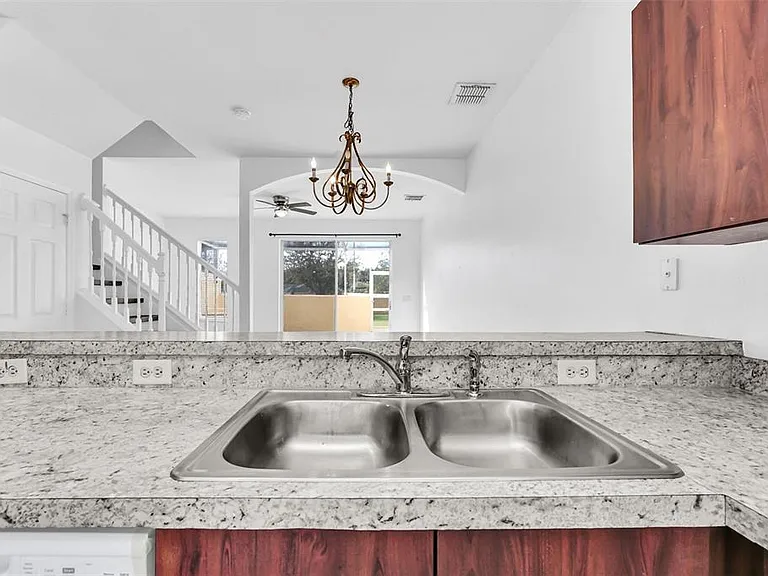 1160 S Beach Cir — Photo 3