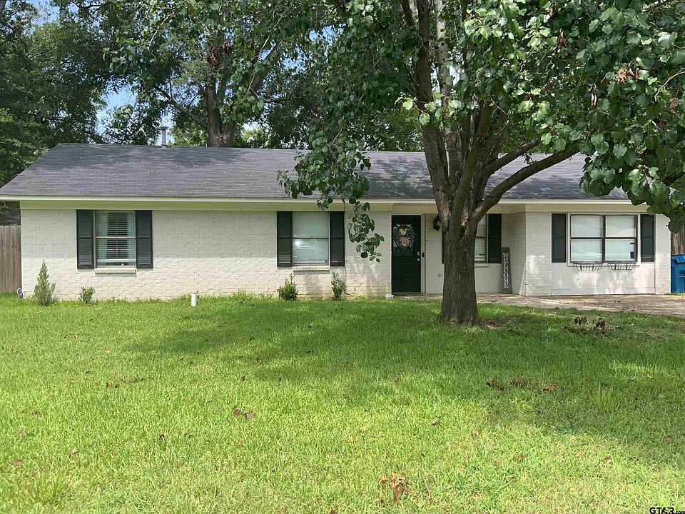 1st image of 407 Shady Ln