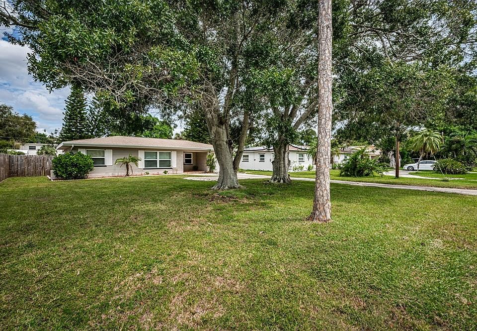 1st image of 7051 HIBISCUS AVENUE S
