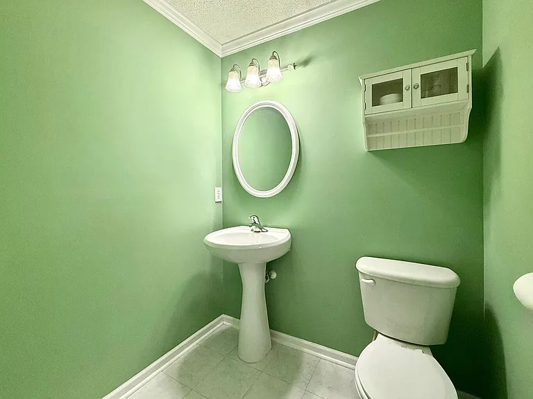 108 Willowbend Ln — Photo 10