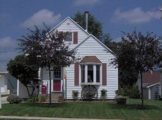 402 Grandview Ave, Waupun, WI 53963