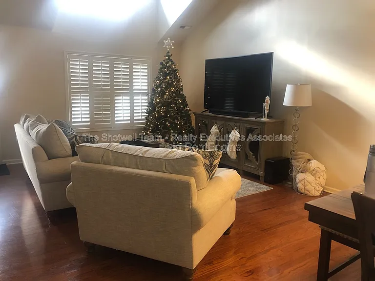 308 Java Way — Photo 20