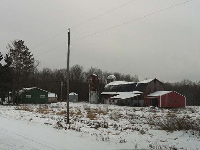2nd image of N6108 McCloud Rd