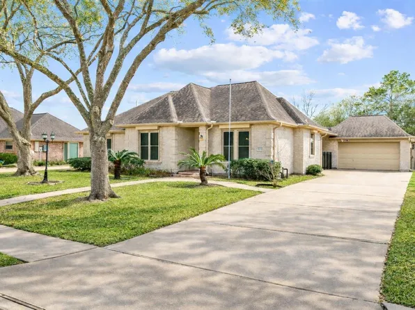 4222 Dover Ave, Santa Fe, TX 77510