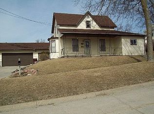 226 E Coburn St, West Point, NE 68788