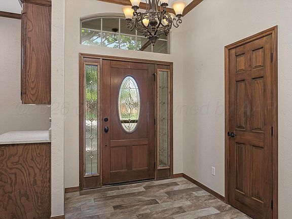 3rd image of 6905 Canterbury Pl
