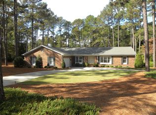 1 Travis Ln, Pinehurst, NC 28374