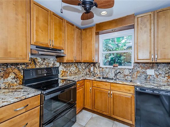 4th image of 240 57th Ave S
