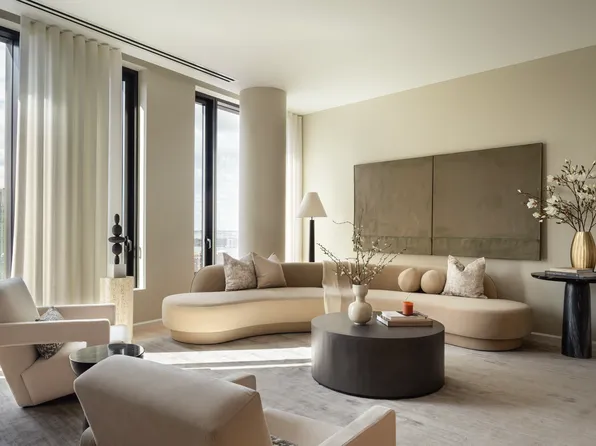 30 Front Street image 1 of 31