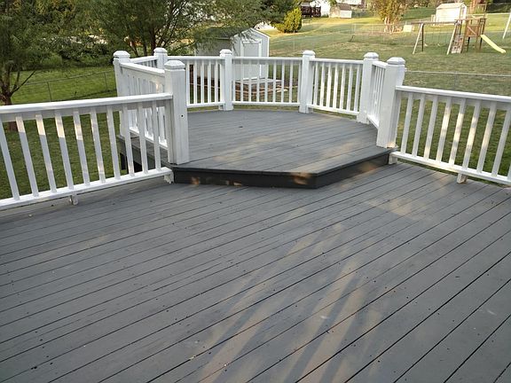 Multi-Tier Deck
