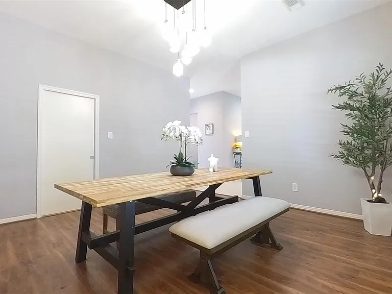 3339 Country Club Blvd — Photo 9