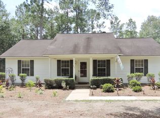 355 Lake Shore Dr, Thomasville, GA 31757