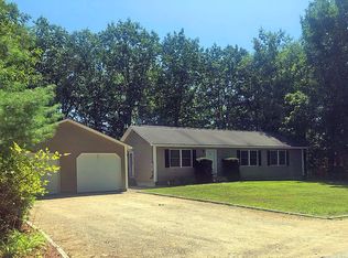 48 Mountain View Dr, Sanbornville, NH 03872